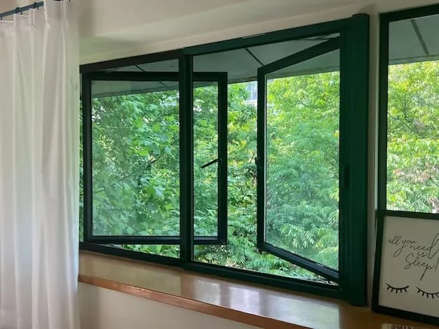 Slim aluminium window profile design