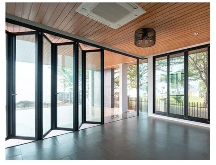 Aluminium Folding Door