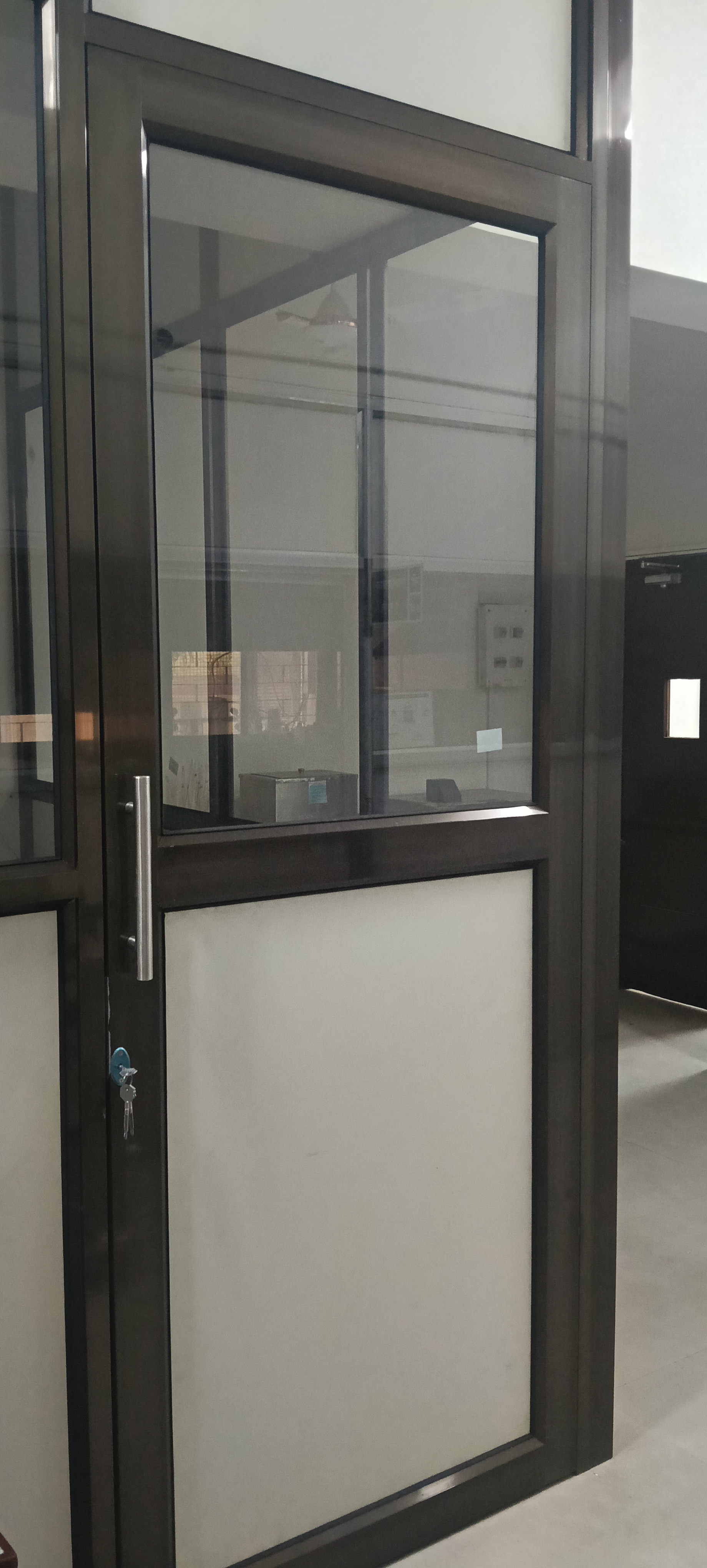 Mumbai University — Premium residential & aluminium windows Installation workshop - Image 3