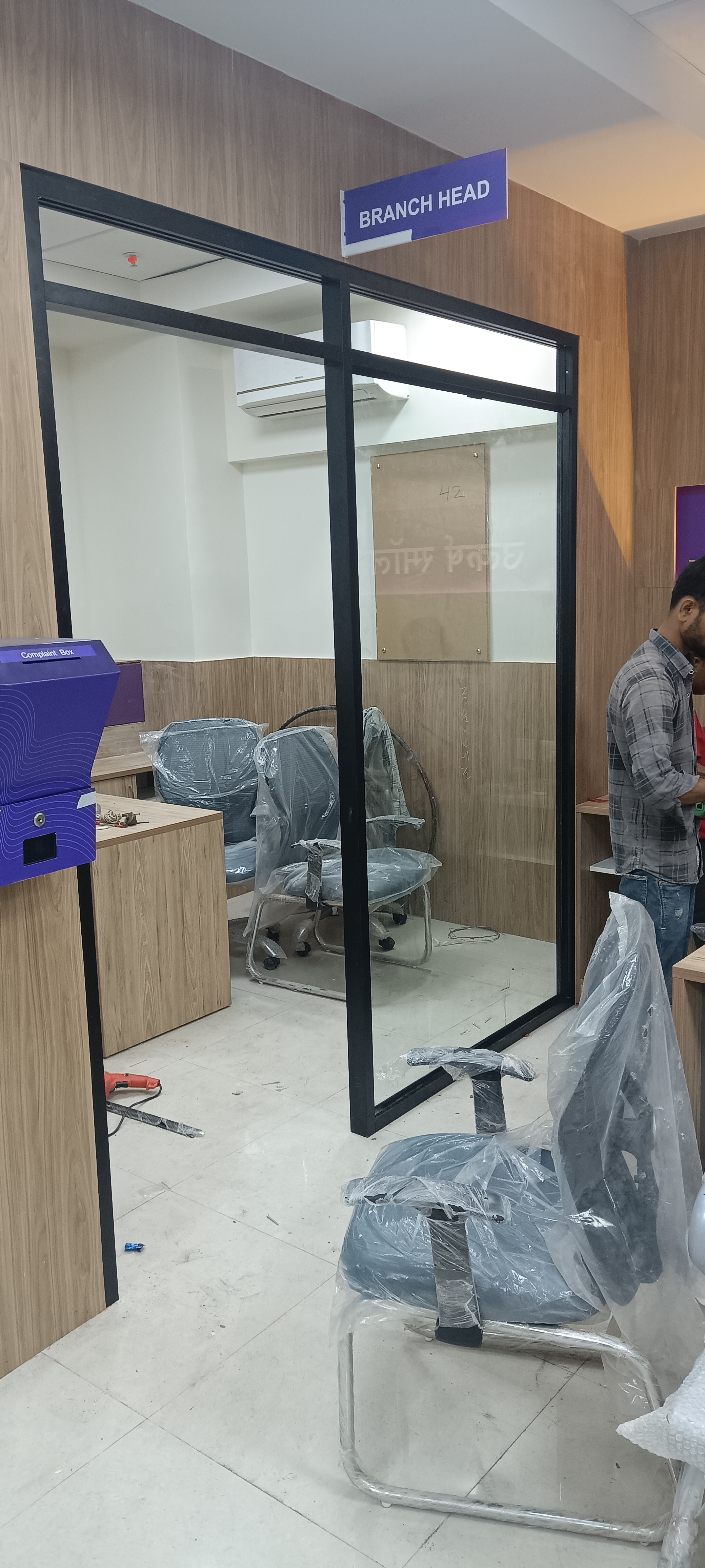 Utkarsh Bank — Commercial Facade & Interior Glazing, Thane workshop - Image 4