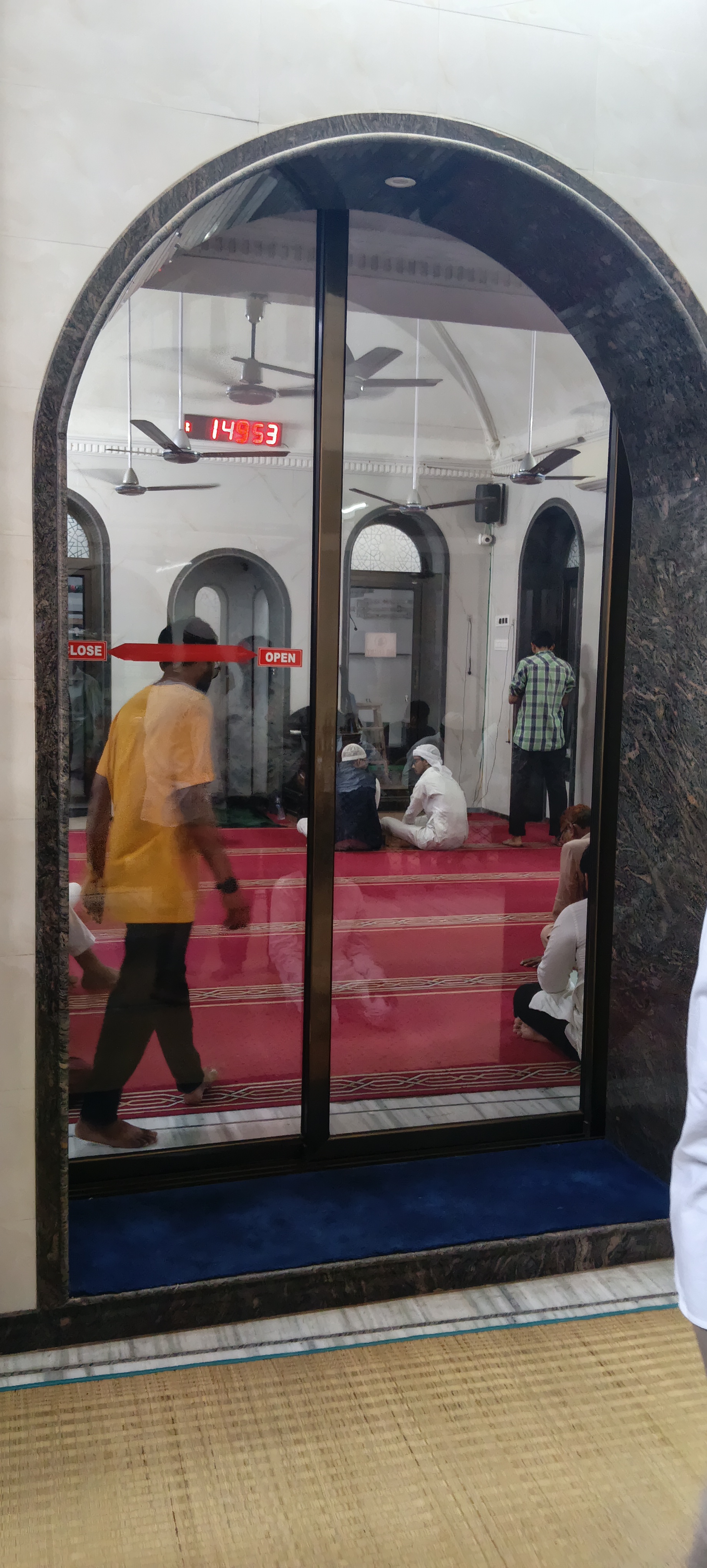 Feetwala Mosque — Premium residential & aluminium windows Installation workshop - Image 2